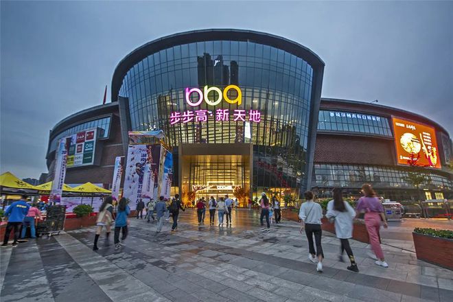 我和我的城市长沙街拍训练营第四营梅溪新天地篇